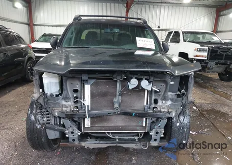 2013 Toyota Tacoma Prerunner V6 z USA, uszkodzony, nr VIN 3TMJU4GN1DM145875